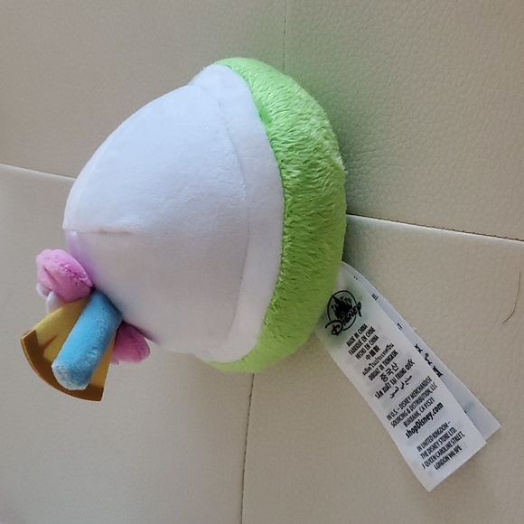 Disney Munchlings Fruity Finds Daisy Duck Fresh Coconut Water Scented Plush - Picture 2 of 2